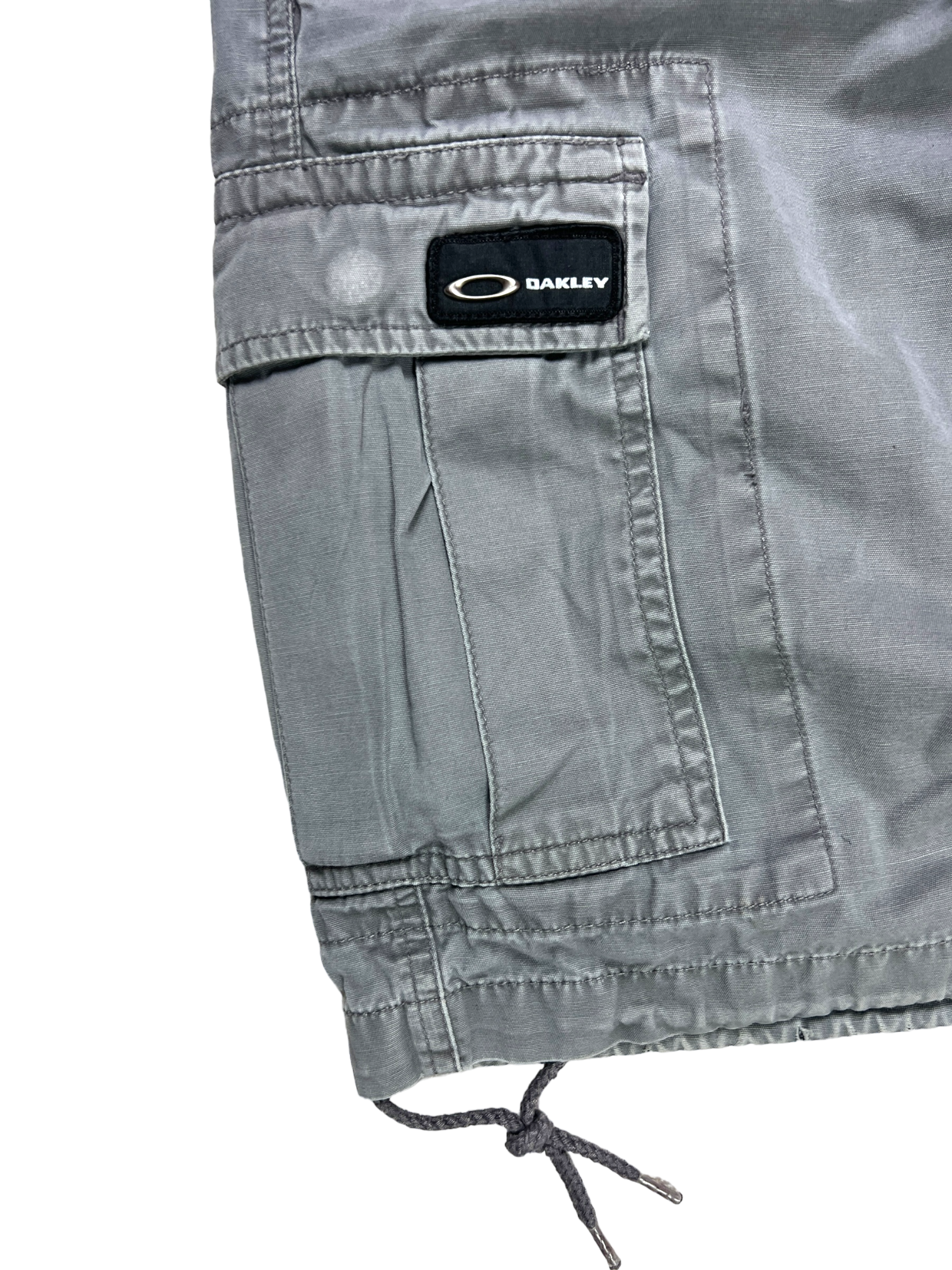 90'S OAKLEY CARGO SHORT