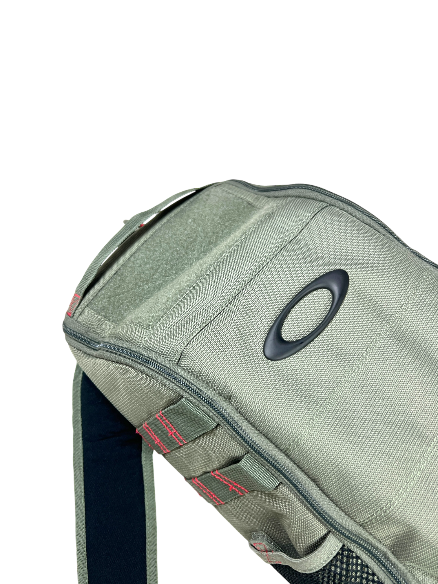 00's technical Oakley tri-harness sling bag