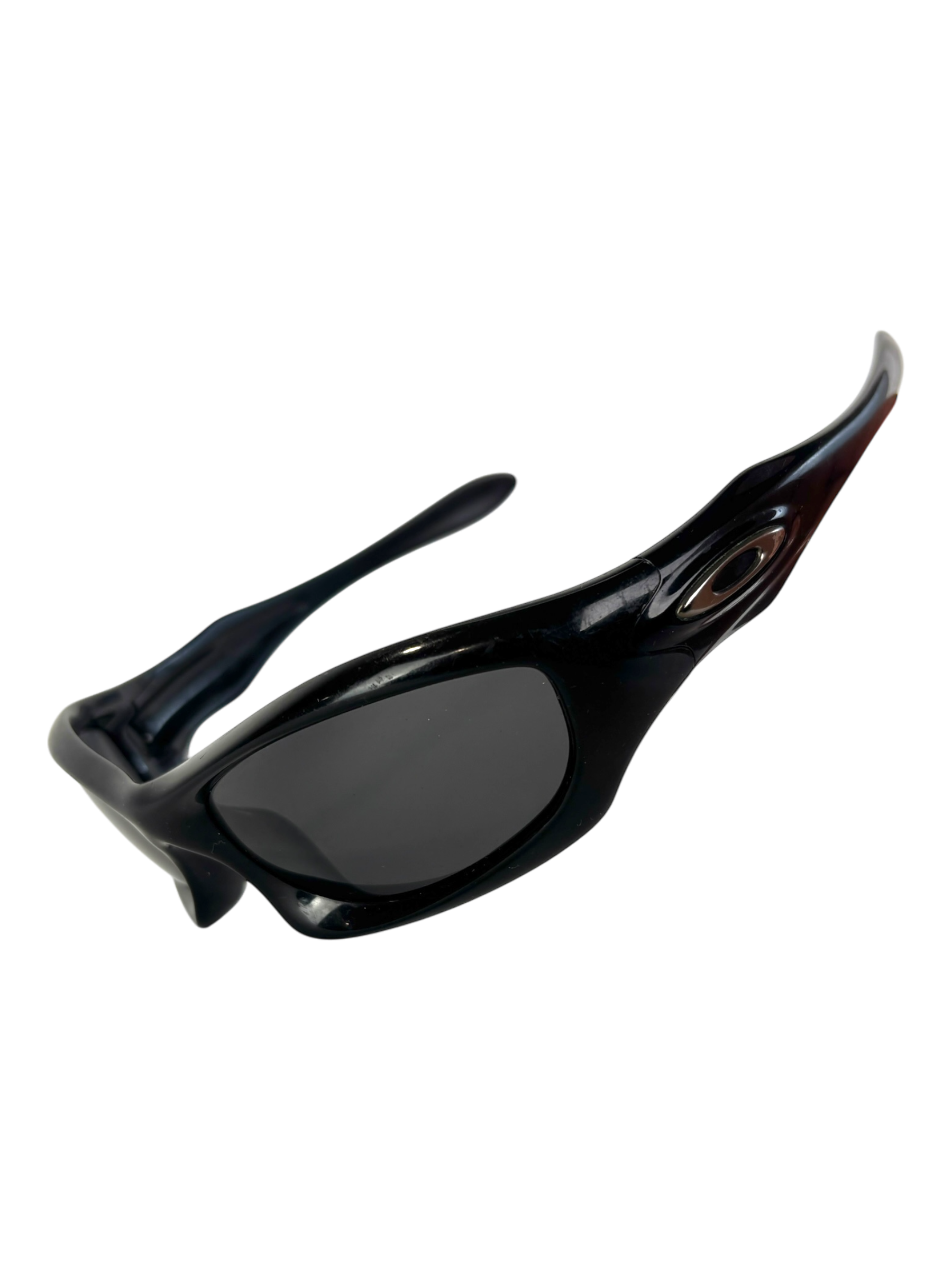OAKLEY MONSTER DOG POLISHED BLACK BLACK IRIDIUM – 16.88studio