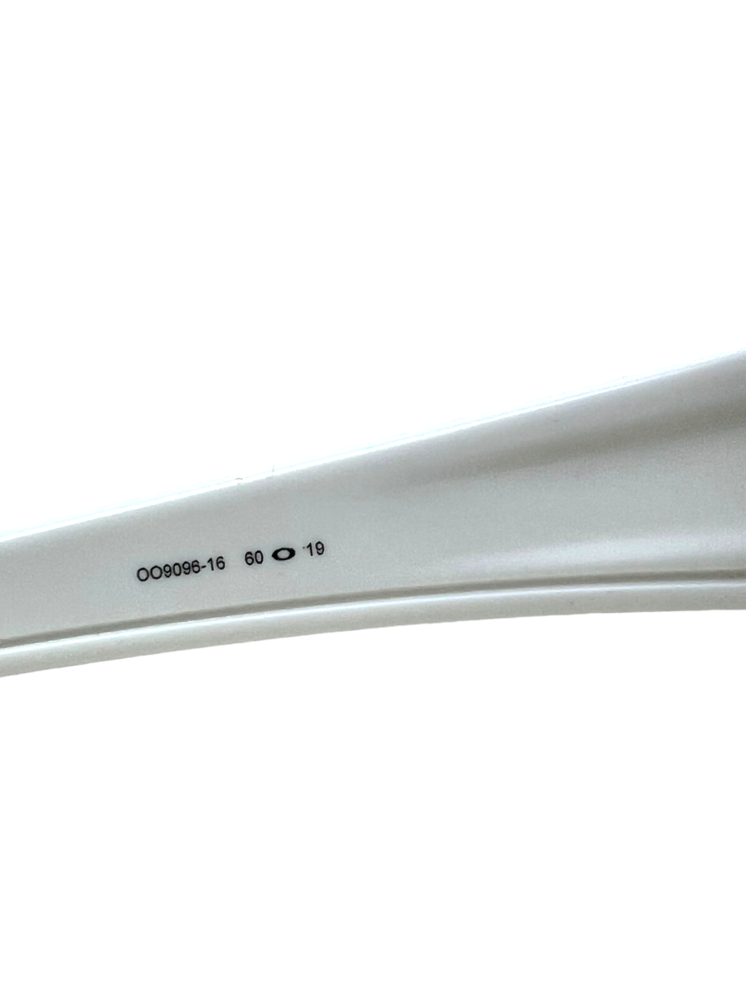 Oakley Fuell Cell italy icon sunglasses