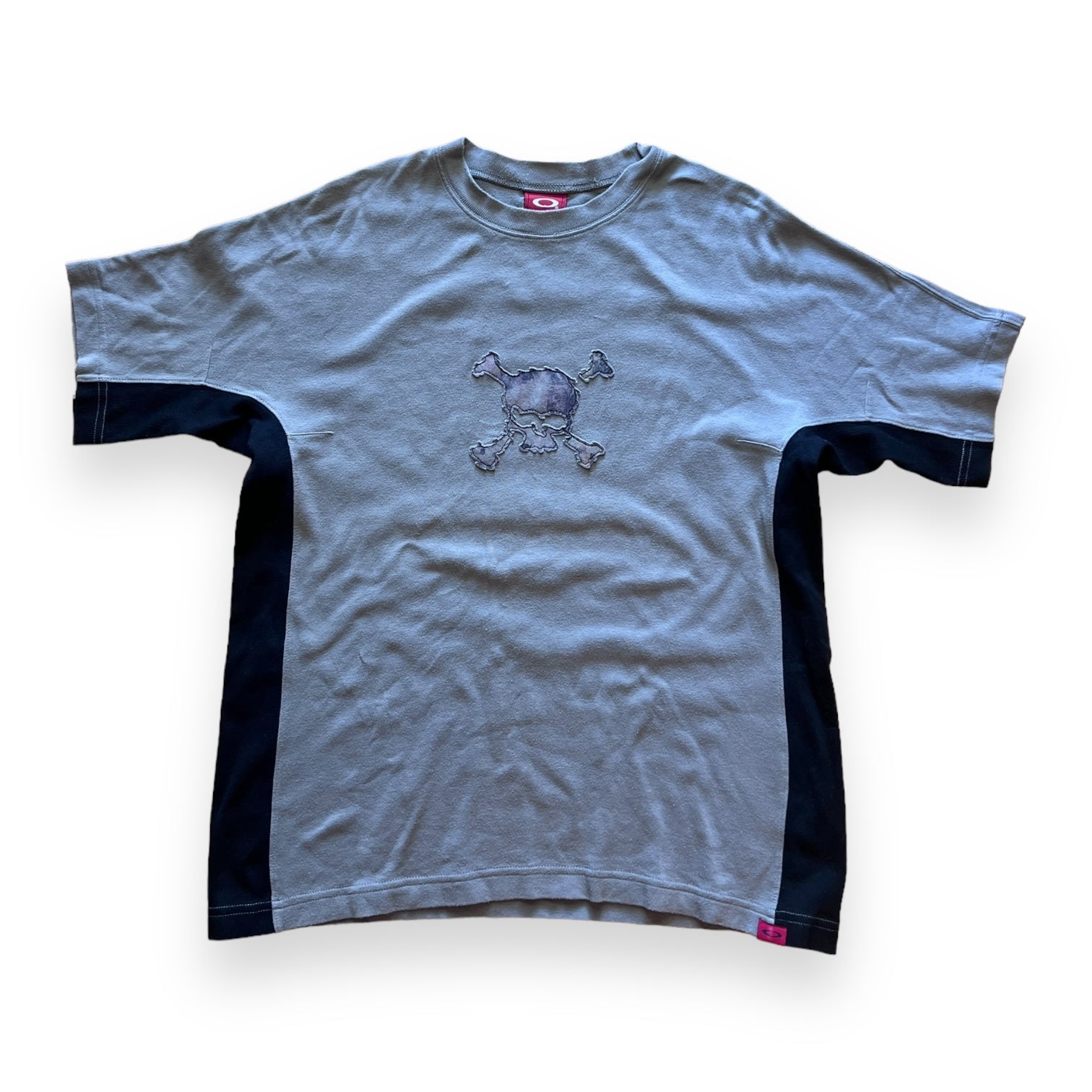 Camiseta vintage Oakley embroidered skull - L
