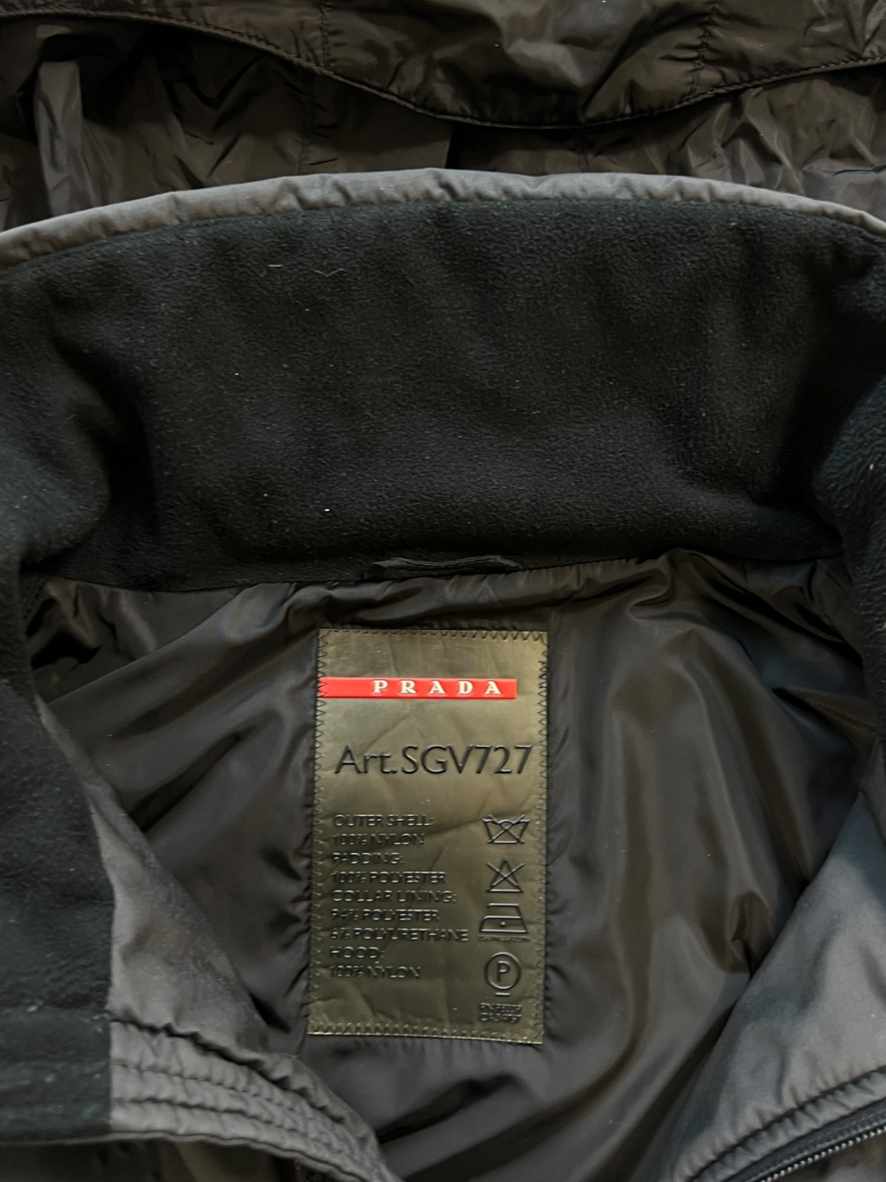 EARLY 2000'S PRADA LINEA ROSSA GORE TEX SKI JACKET