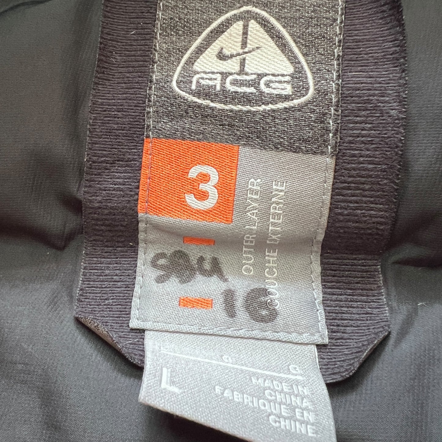 Chaleco Nike acg acolchado - L