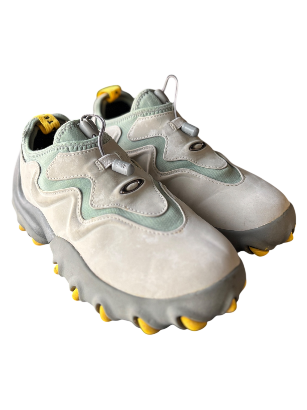 00'S OAKLEY TEETH CEMENT / BLUE SLIP ON 37.5
