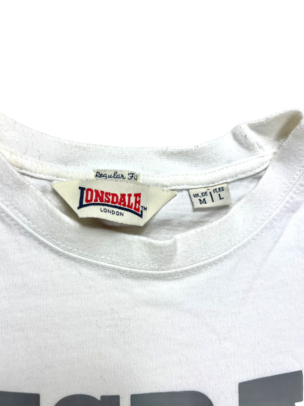 2000's Lonsdale London tee - M