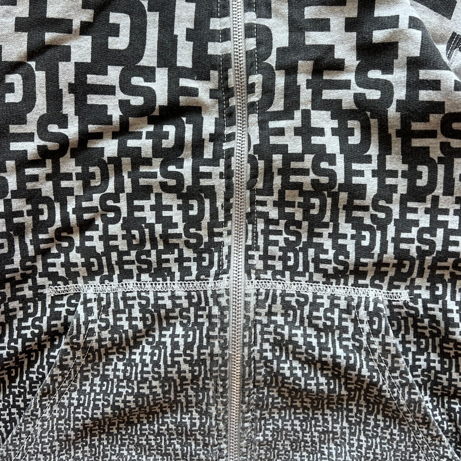 Sudadera Diesel all print spell out hoodie - M