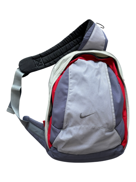 2000'S NIKE SLING BAG
