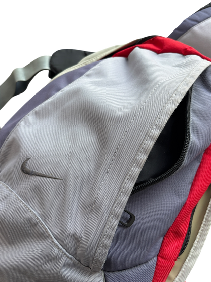 2000'S NIKE SLING BAG