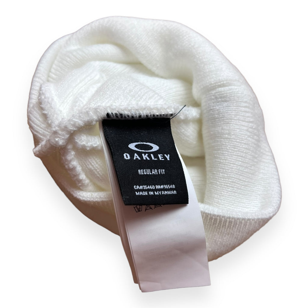Beanie Oakley
