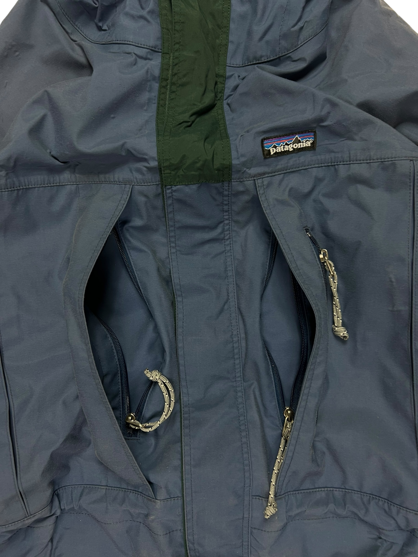 2000's Patagonia hardshell waterproof jacket - M