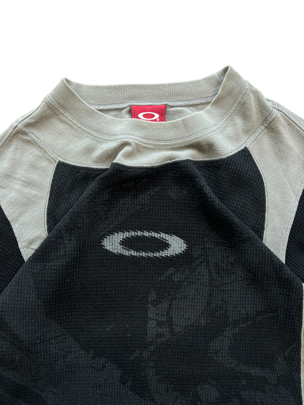 Early 2000's Oakley Mesh Long Sleeve Icon Tee