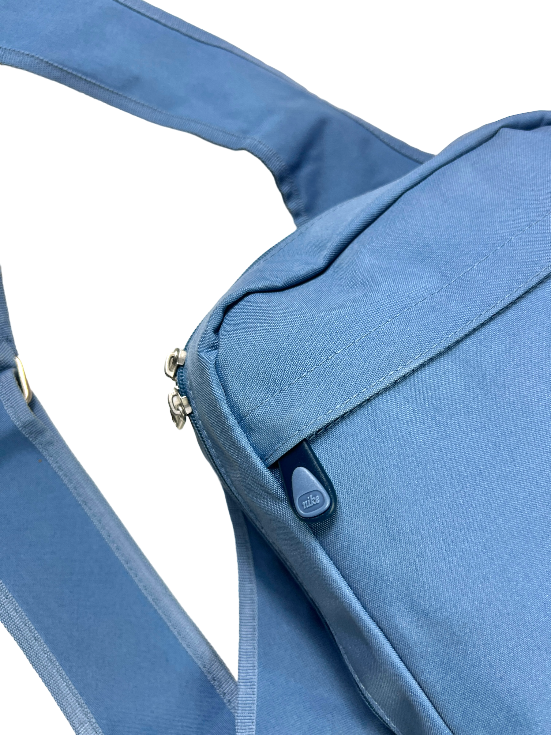 90's Nike sling bag