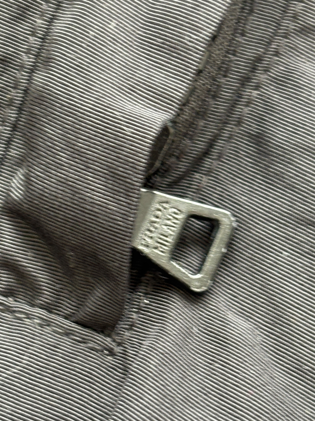 2003 PRADA LUNA ROSSA CHALLENGE VEST