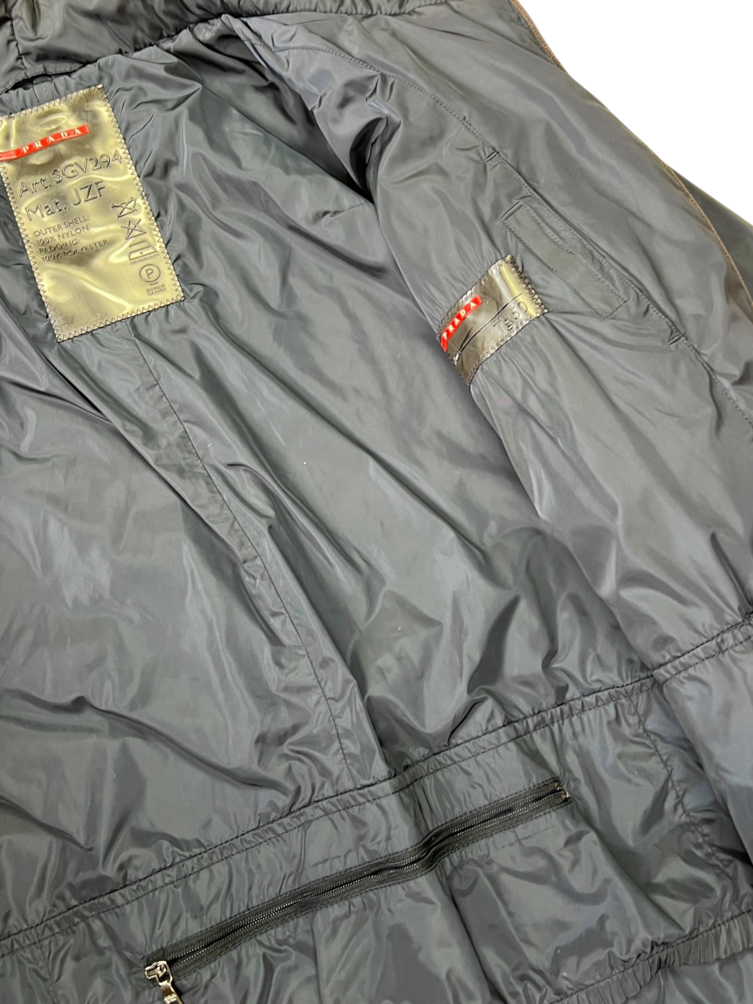 Prada Línea Rossa padded parka - L