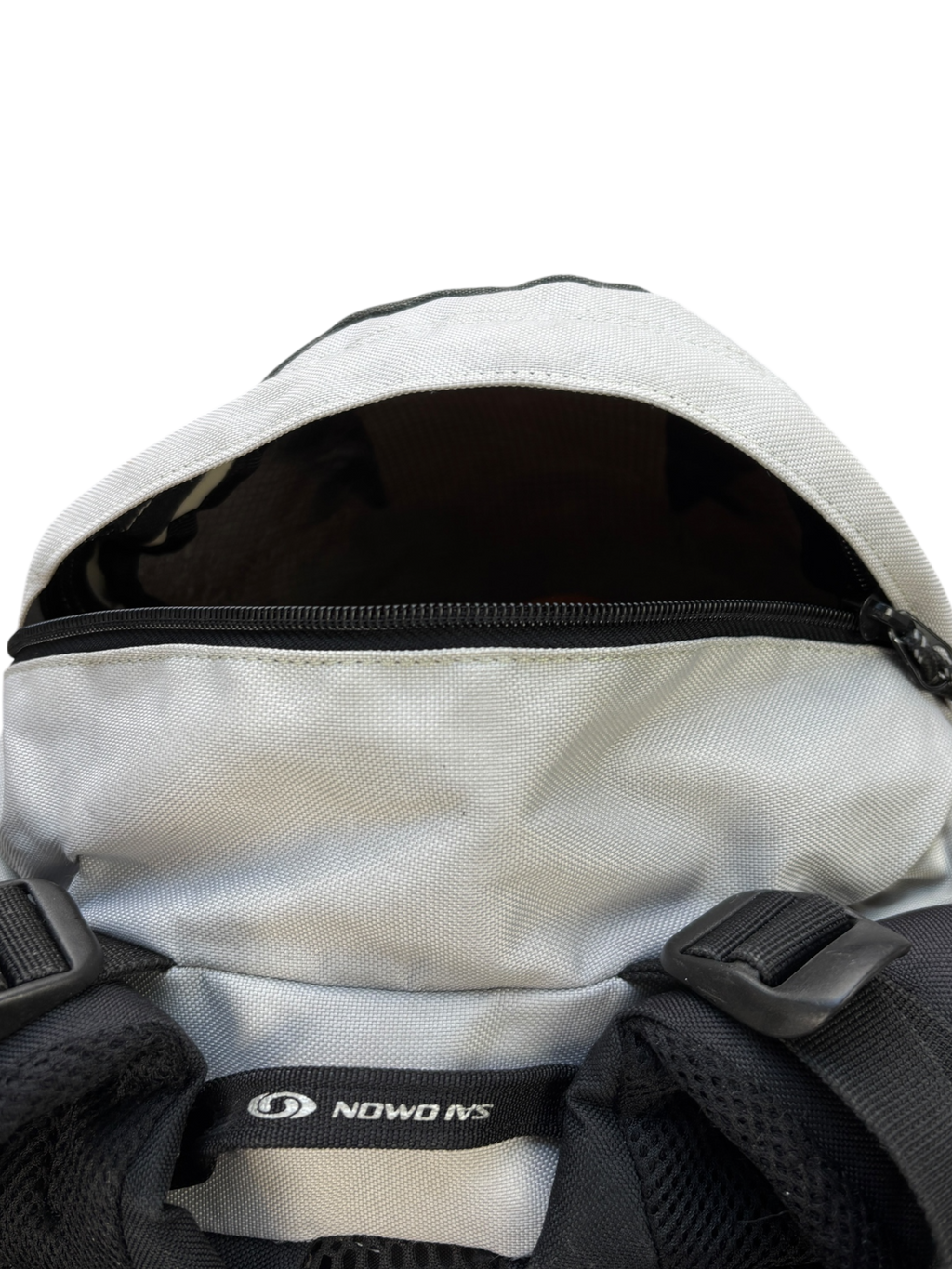 SALOMON 30L HIKING BACKPACK