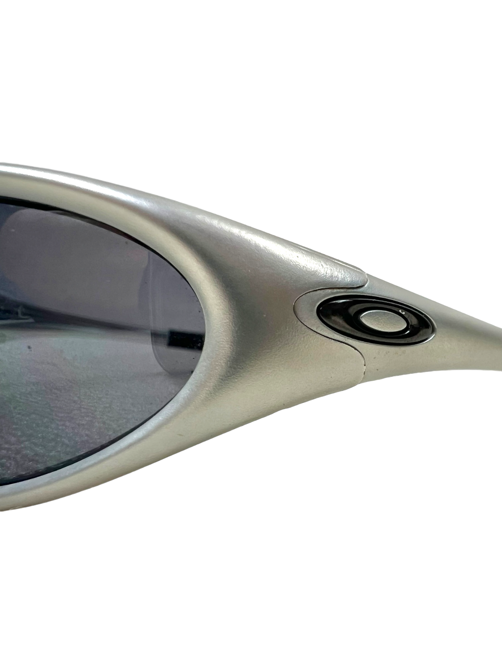 00's Oakley minute gen 2 silver frame black iridium sunglasses