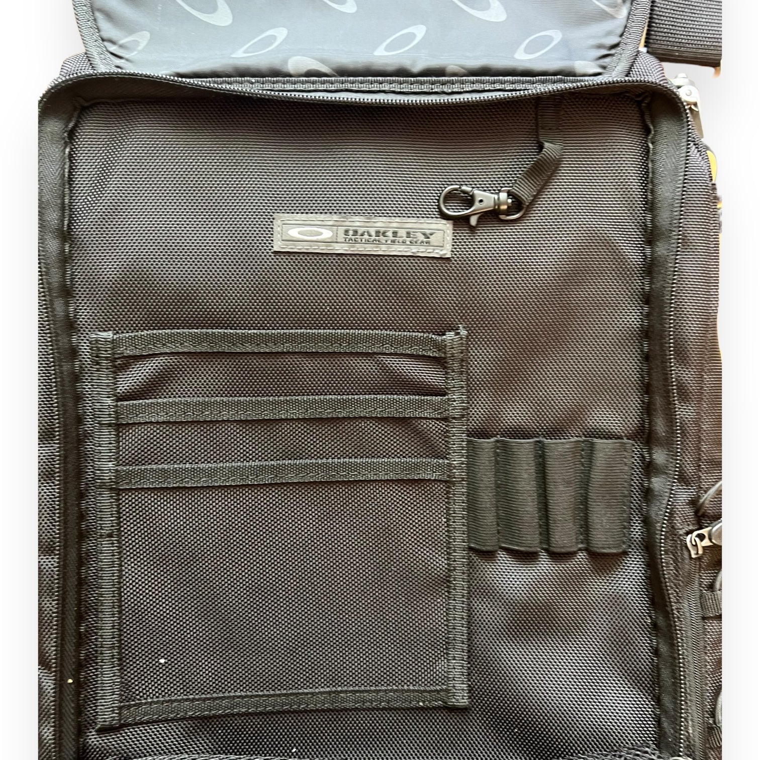 Bolso Oakley computer bag 2.0