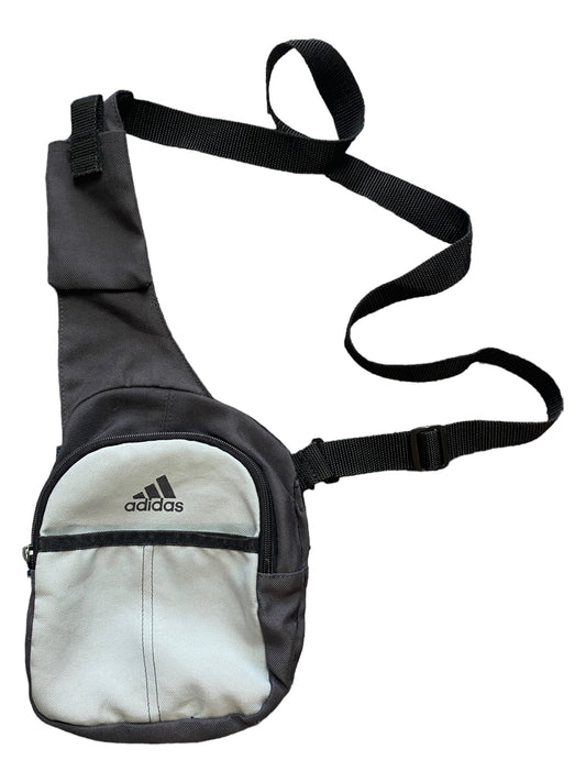 Adidas mini sling bag Y2k - 16.88studio