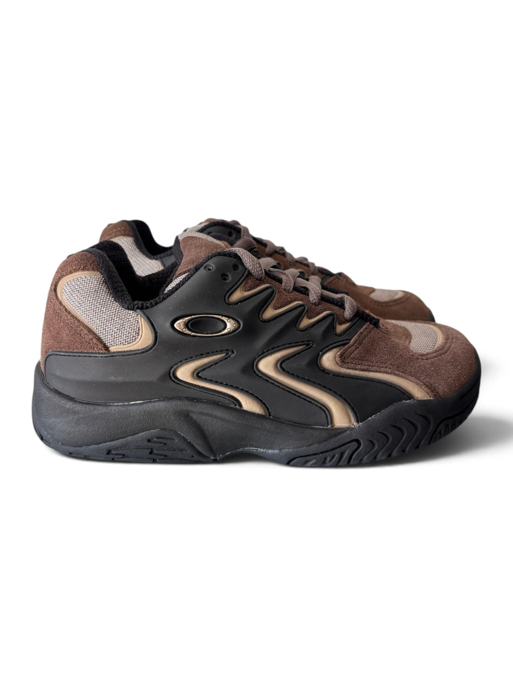 Early 2000's Oakley Switchback Black / Brown Shoes - view 4