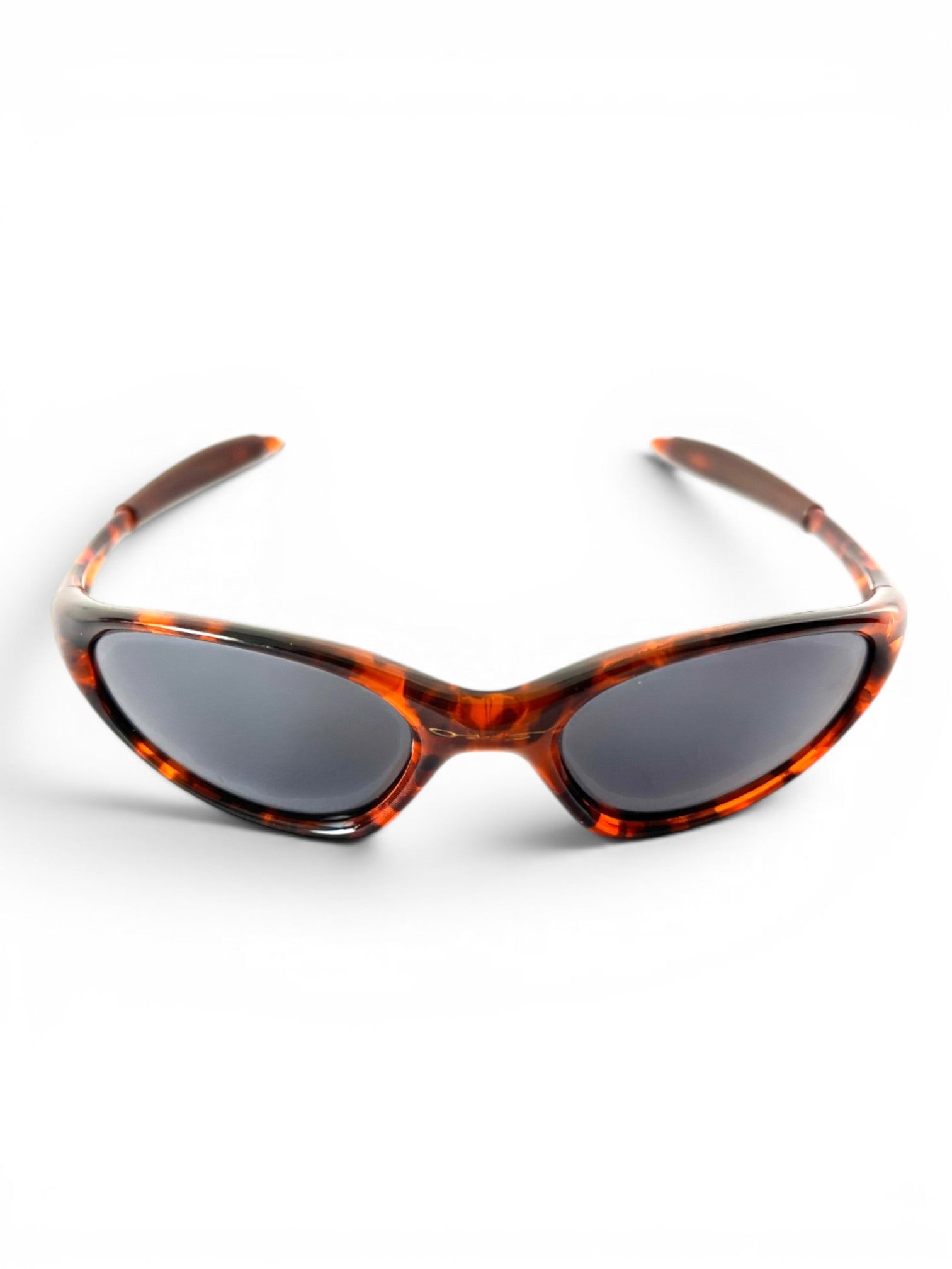 Oakley Minute sunglasses in tortoise acetate