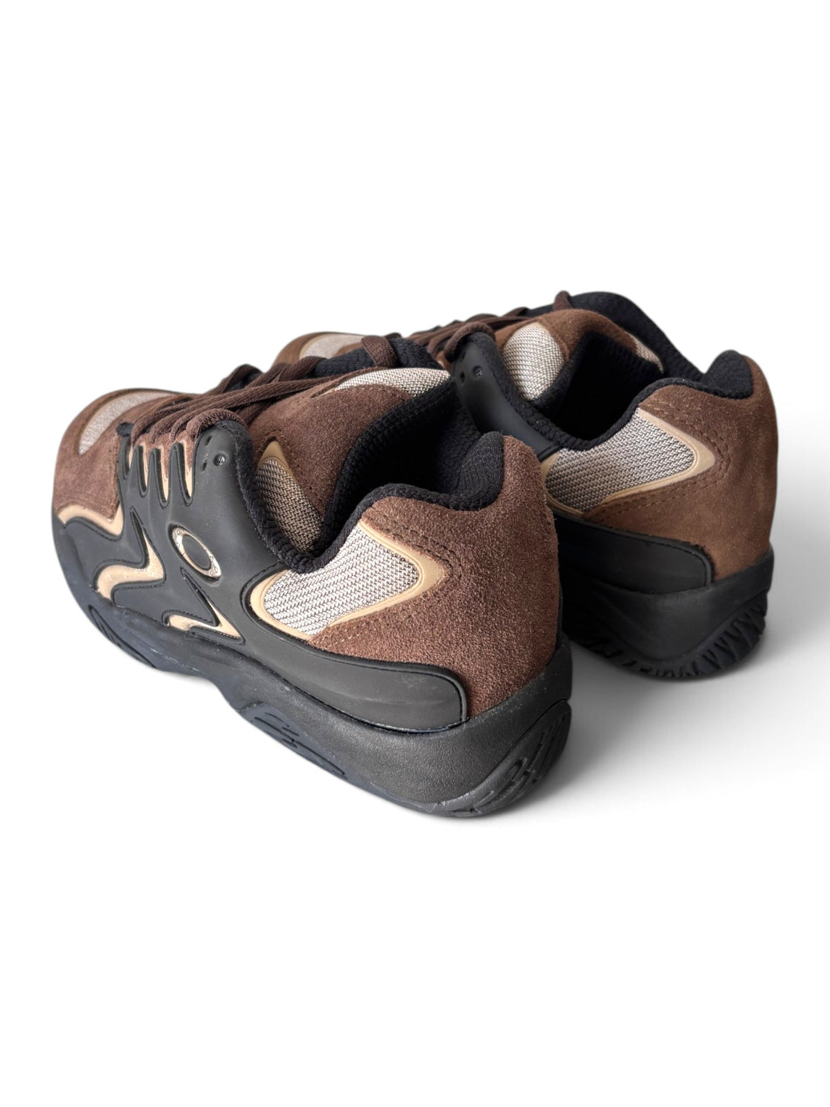Early 2000's Oakley Switchback Black / Brown Shoes - view 4