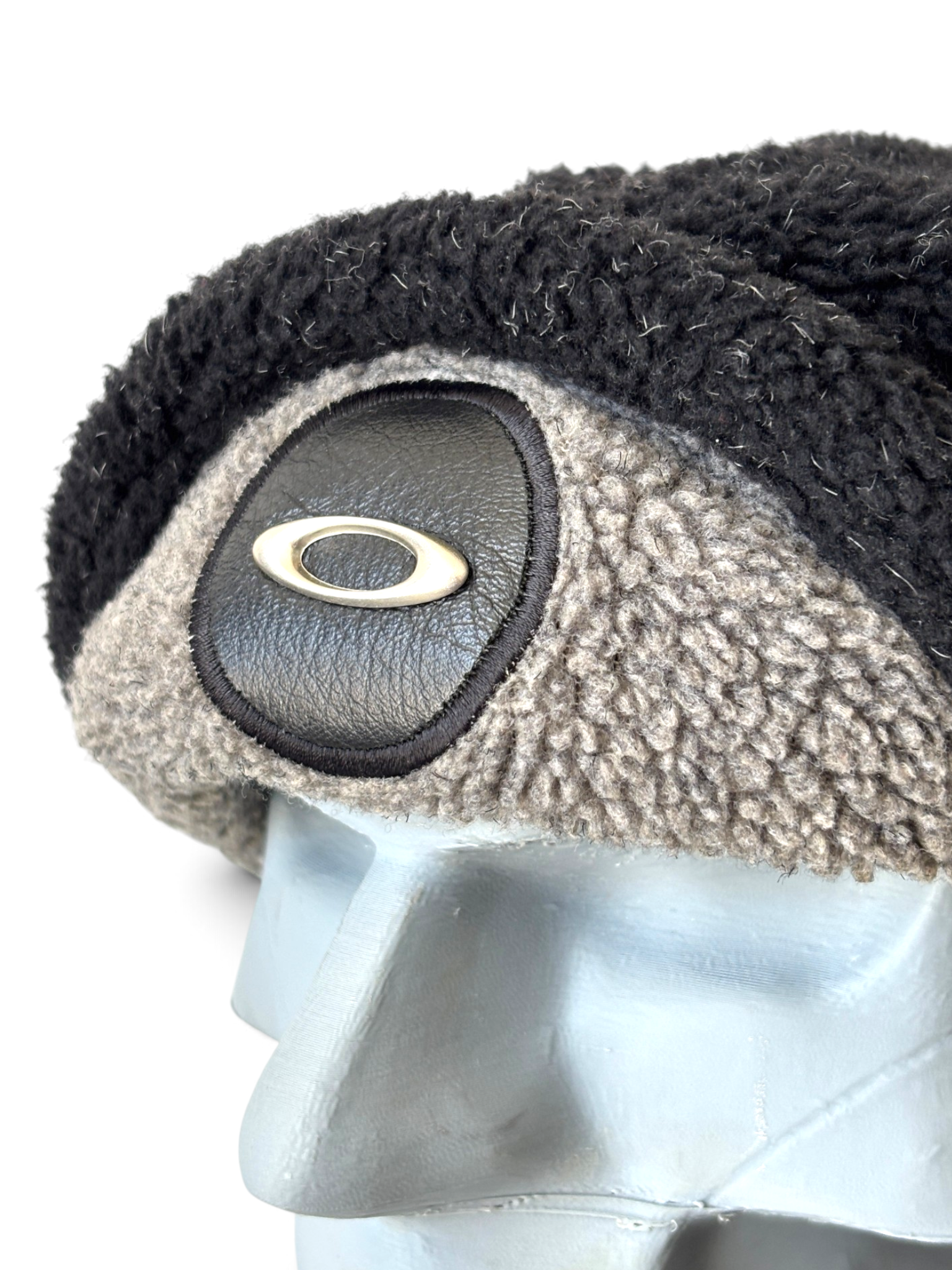 90's Oakley Software Sherpa Trapper Hat Black / Grey - view 7