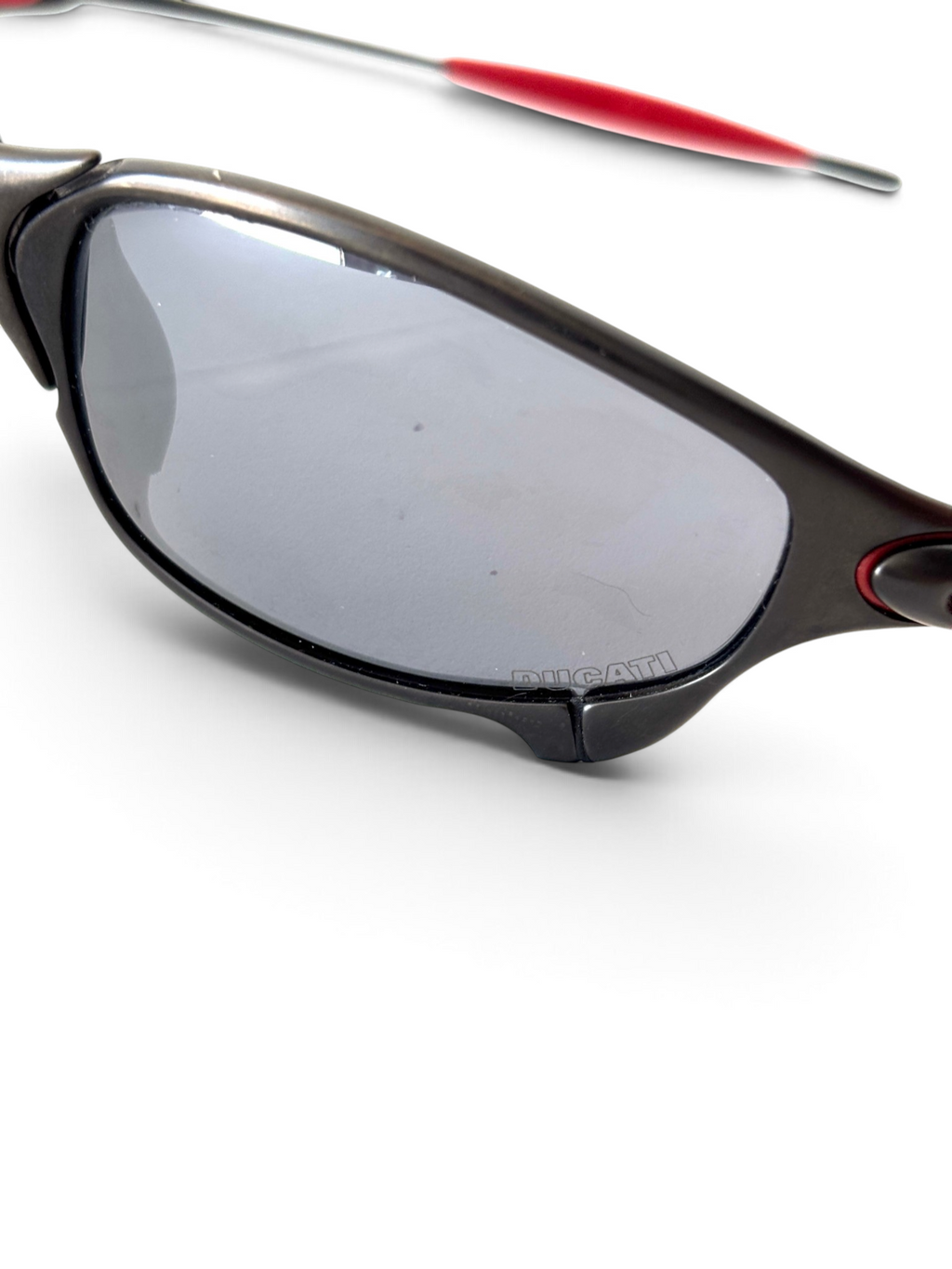 2004 Oakley Juliet Ducati 1st Gen Carbon / Black Iridium Sunglasses - view 11