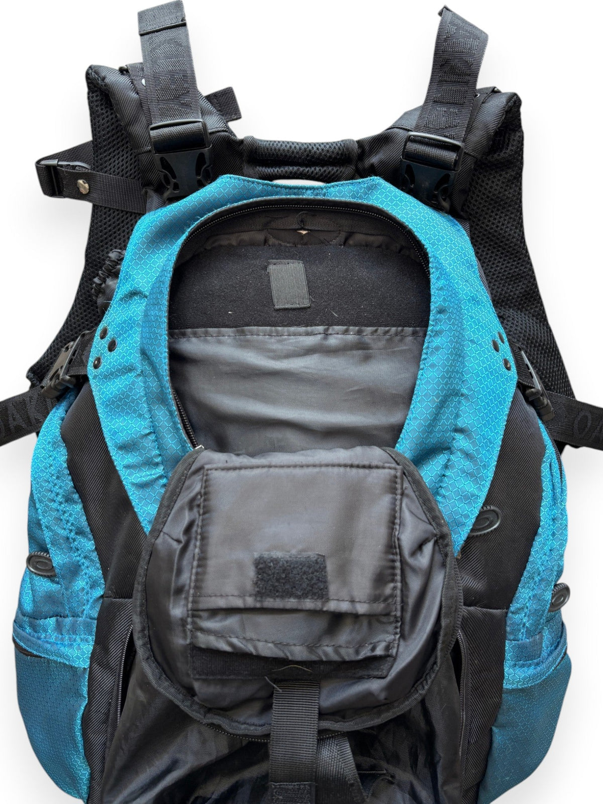 90's Oakley Software Static O Technical Backpack - view 3