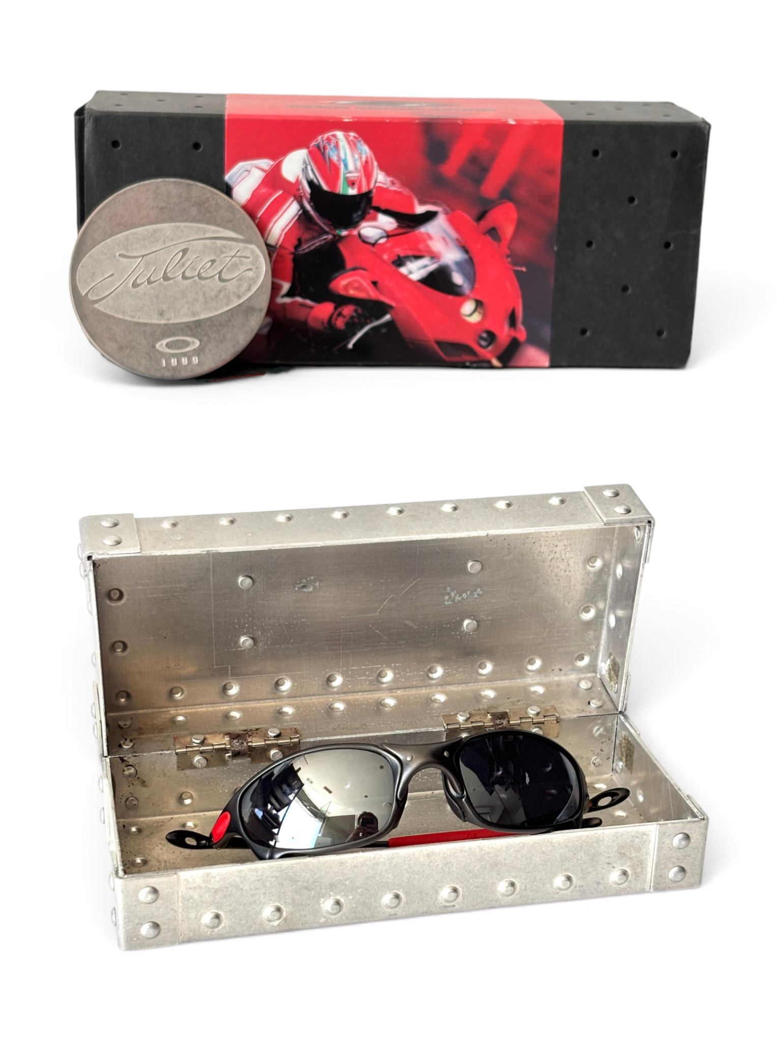 2004 Oakley Juliet Ducati 1st Gen Carbon / Black Iridium Sunglasses - view 14